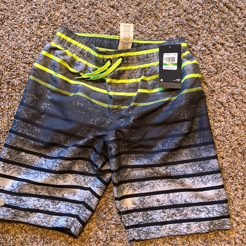 NWT under Armour swim trunks